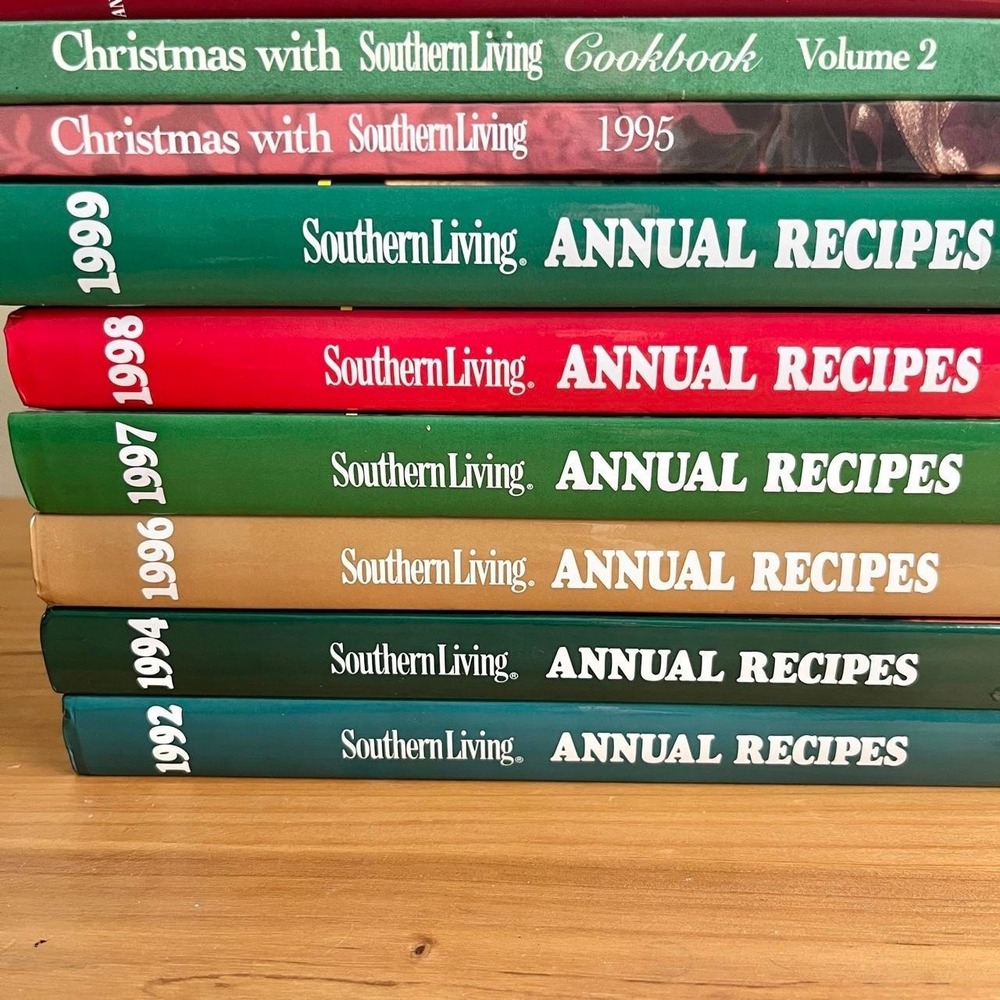 Southern Living Cookbook Lot of 9 Annual Recipes 90s Cooking Baking Traditional - Picture 2 of 8